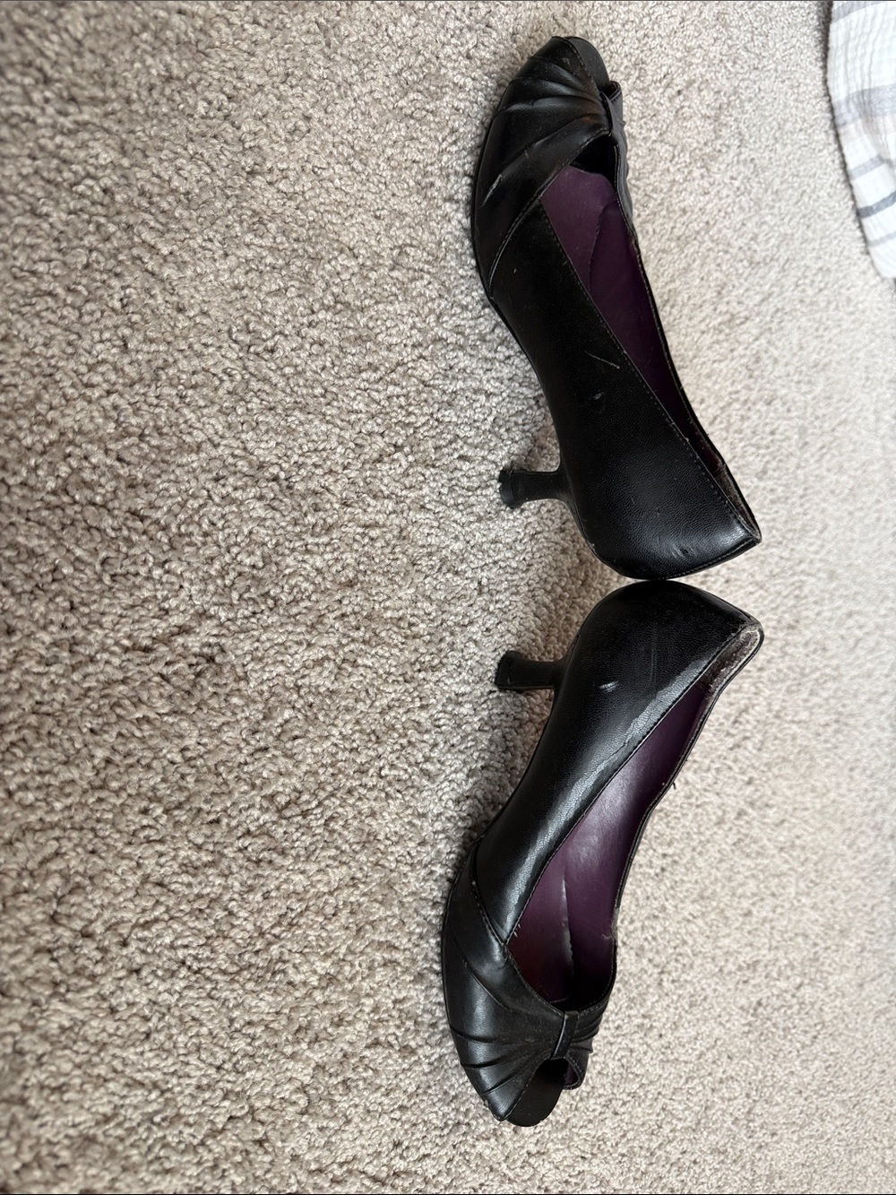 No Boundaries Black Peep-Toe Heels with Bow Detail - Picture 5 of 6